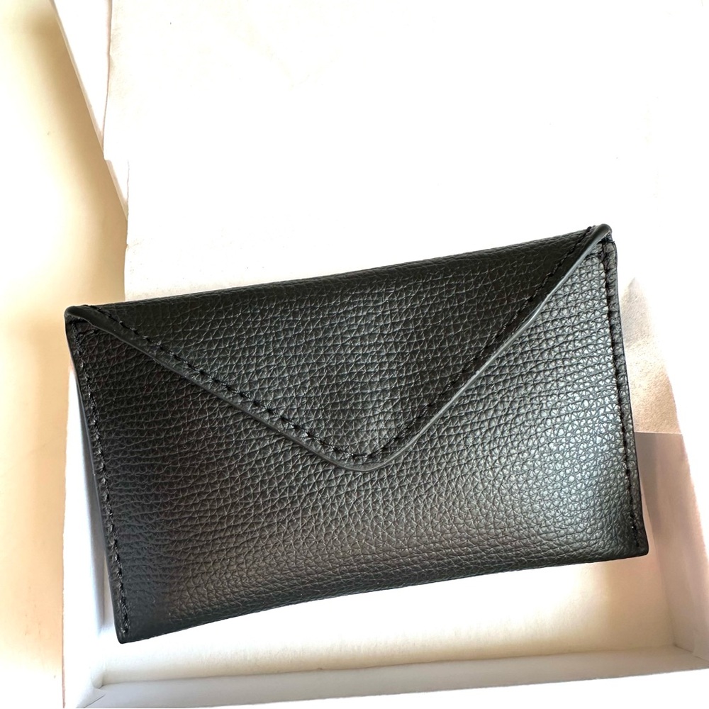 Dorchester Collection Leather Coin Pouch